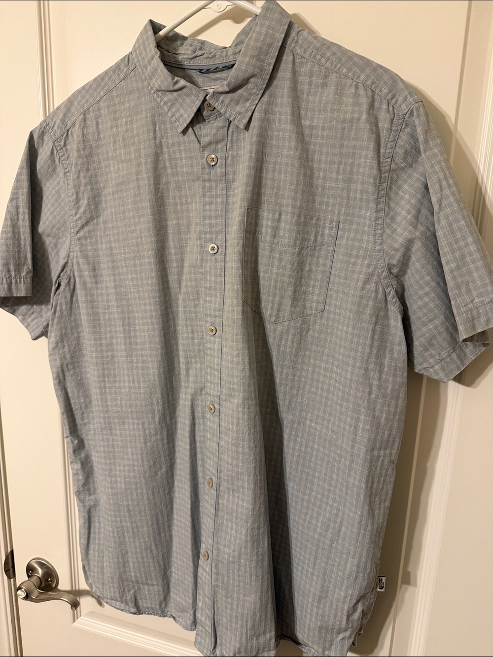 The North Face Men's Light Blue Plaid Short-Sleeve Button-Down Shirt